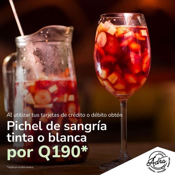 Foto de Pichel de sangría tinta o blanca por Q190 en Adra Hostel