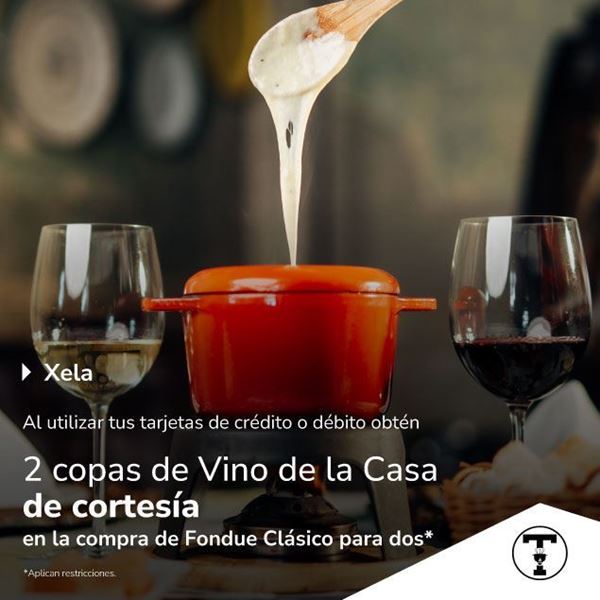 Foto de 2 copas de la casa de cortesía por la compra de Fondue clásico para 2 en Tertulianos.